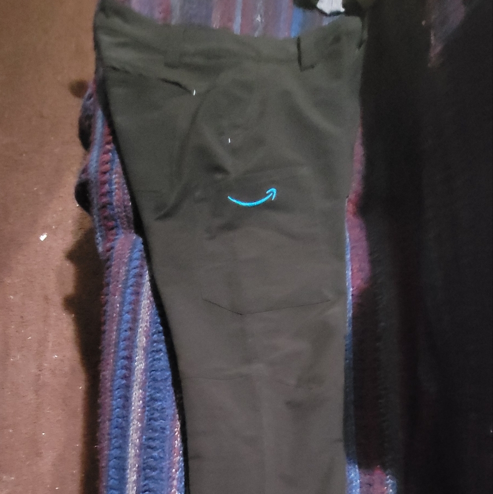 Amazon Black Cargo Pants for Men